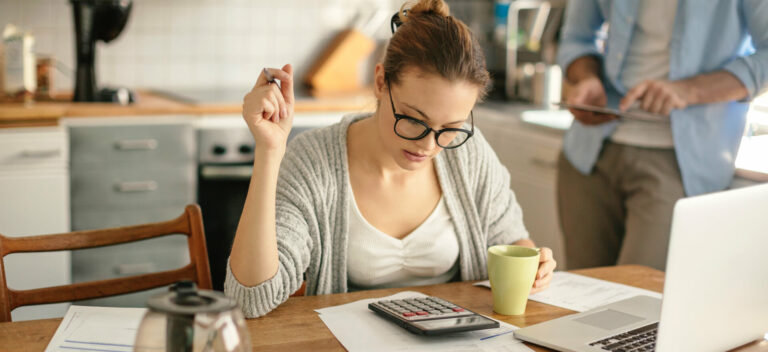 How to Calculate the Cost of a Business Loan